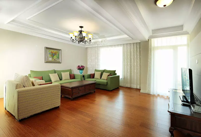 Qingdao Oceanside Hotel & Resort