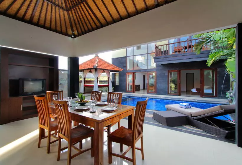 Fotos del hotel Alamanda Canggu Villa:  11