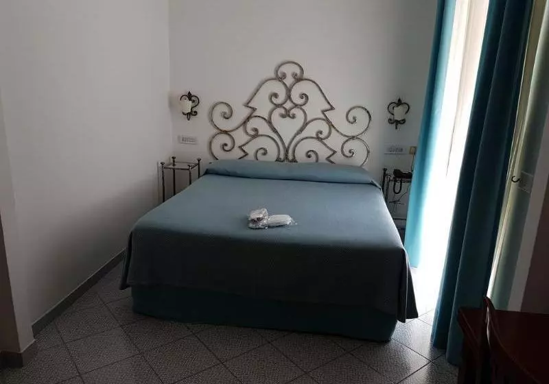 Fotos del hotel Bristol Capri:  11
