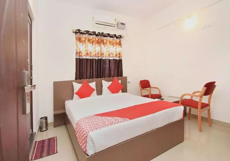 Fotos del hotel Oyo 11730 Maruthi Global:  13