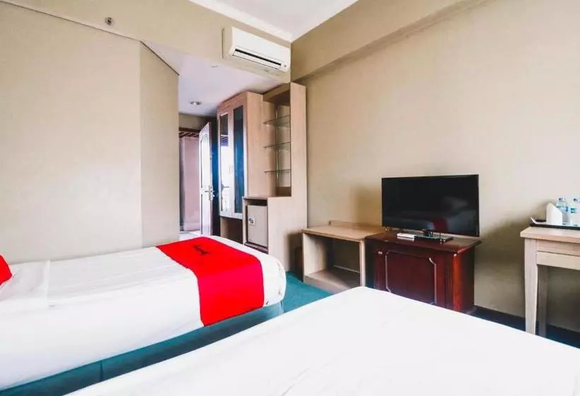Fotos del hotel The Paragon Hotel By Reddoorz:  15