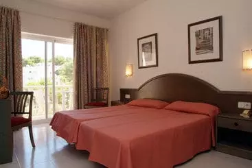 Grupotel Oasis - Cala Portinatx