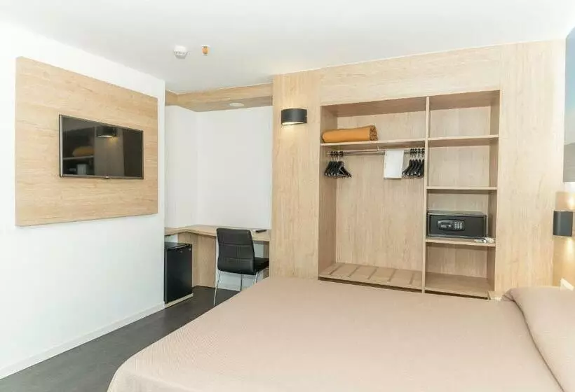 Fotos del hotel Prado Ii:  10