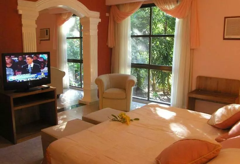 Orquideas Palace Hotel & Cabañas