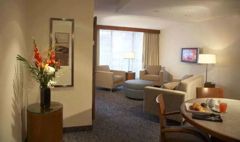 Fotos del hotel International Suites Calgary:  6