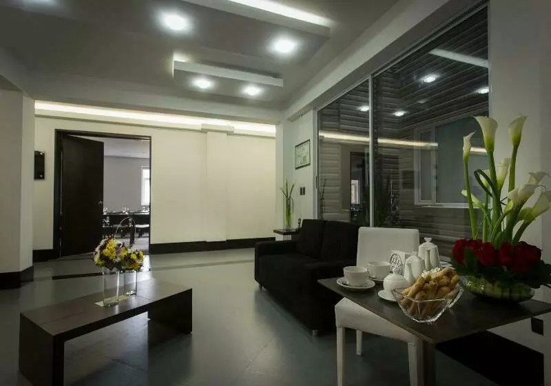 Fotos del hotel Continental Bluedoors:  5