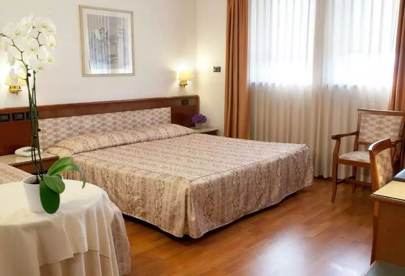 Fotos del hotel Marconi:  5