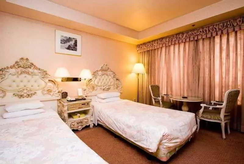 Fotos del hotel Capital:  18