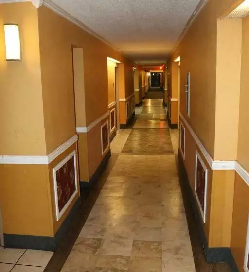 Fotos del hotel Idrive Grand Resort & Suites:  2