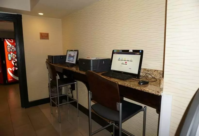 Fotos del hotel Midpointe Hotel At International Drive:  13