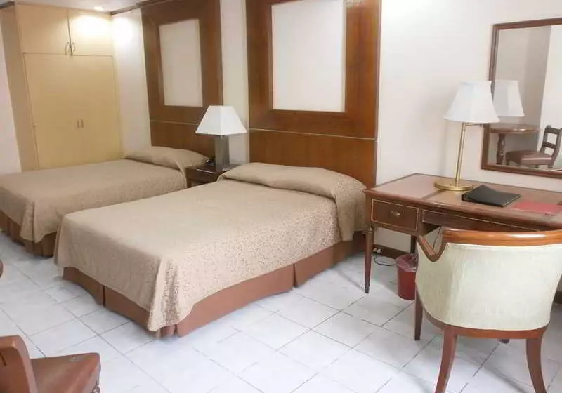 Fotos del hotel Garden Plaza Hotel and Suites:  11