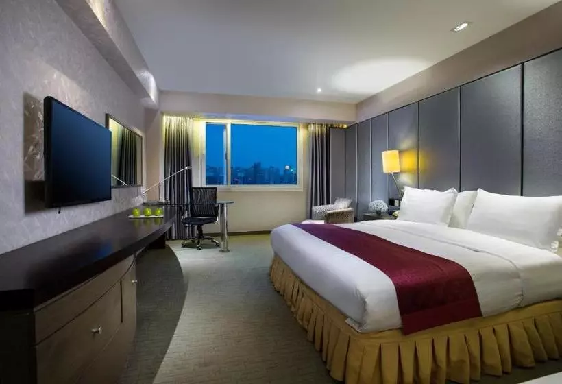 Fotos del hotel Holiday Inn City Centre Harbin:  6