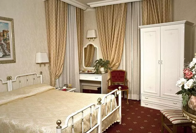 Fotos del hotel Daniela:  11