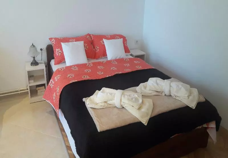 Fotos del hotel Apartments Elena:  3