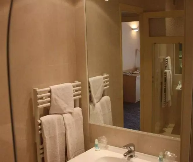 Fotos del hotel Les Suites Massena:  5