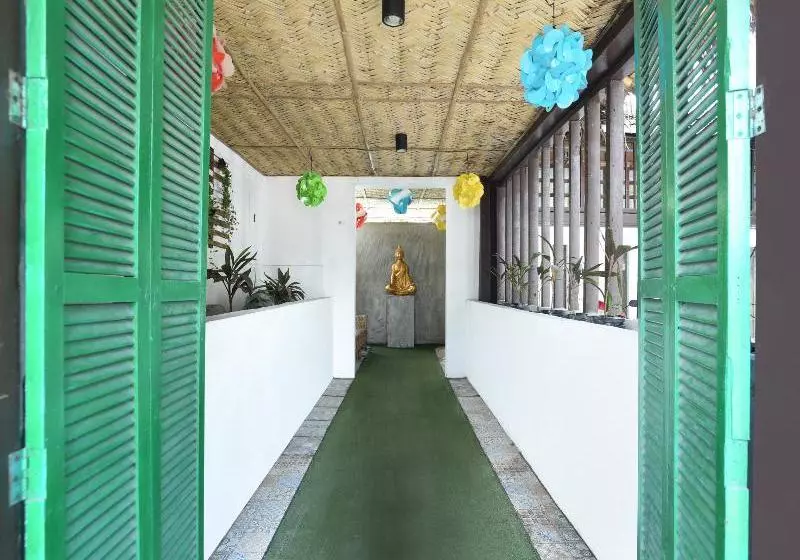 Poleng Villa
