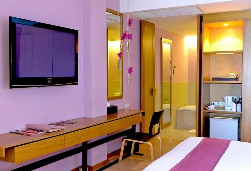 Fotos del hotel Iyara Beach Hotel And Plaza:  10