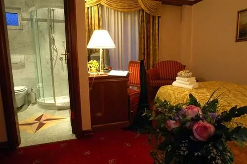 Fotos del hotel President:  13