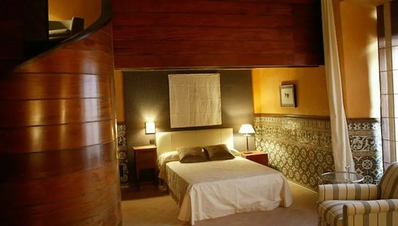 Fotos del hotel Hospedería Castillo del Papa Luna:  1