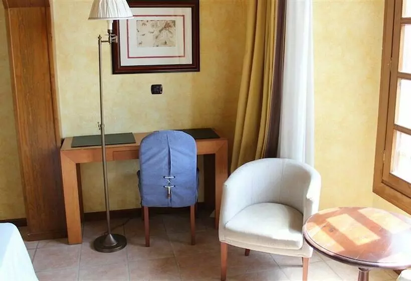 Fotos del hotel Hospedería Castillo del Papa Luna:  17