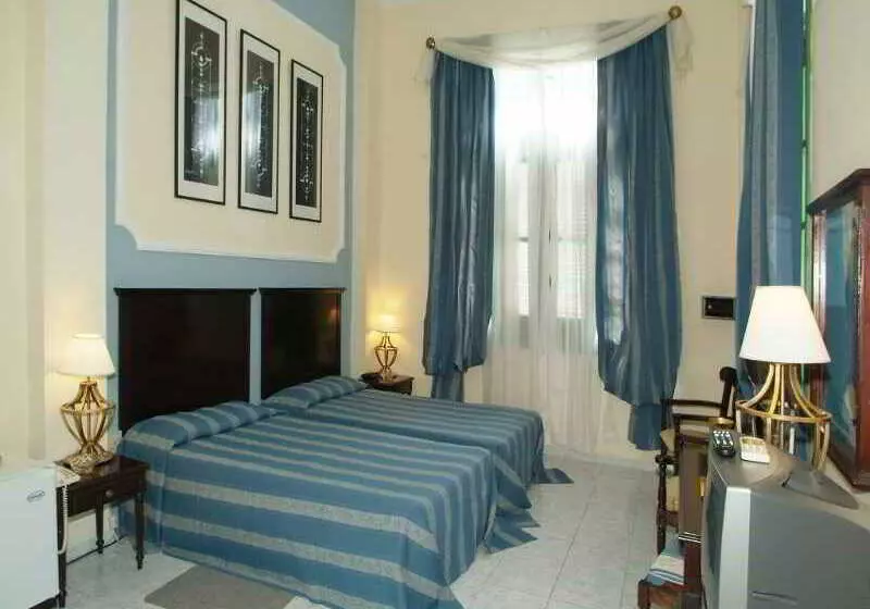 Fotos del hotel E San Basilio:  1