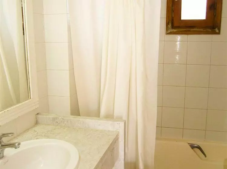 Fotos del hotel Mikro Village:  10