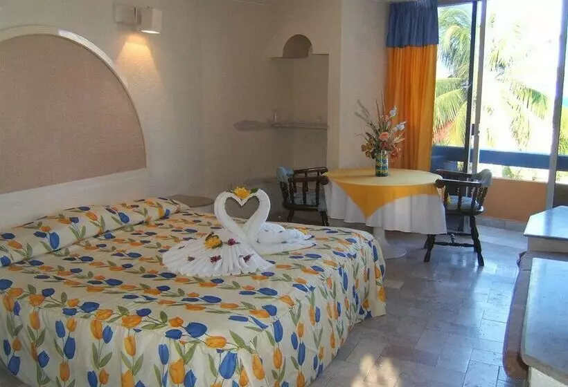 Fotos del hotel Costa Sol Hotel & Villas:  14