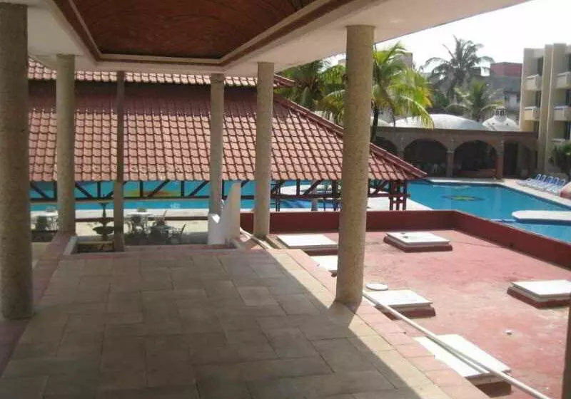 Fotos del hotel Costa Sol Hotel & Villas:  11