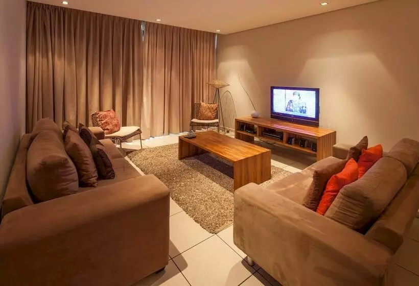 Fotos del hotel Hotel Harbouredge:  12