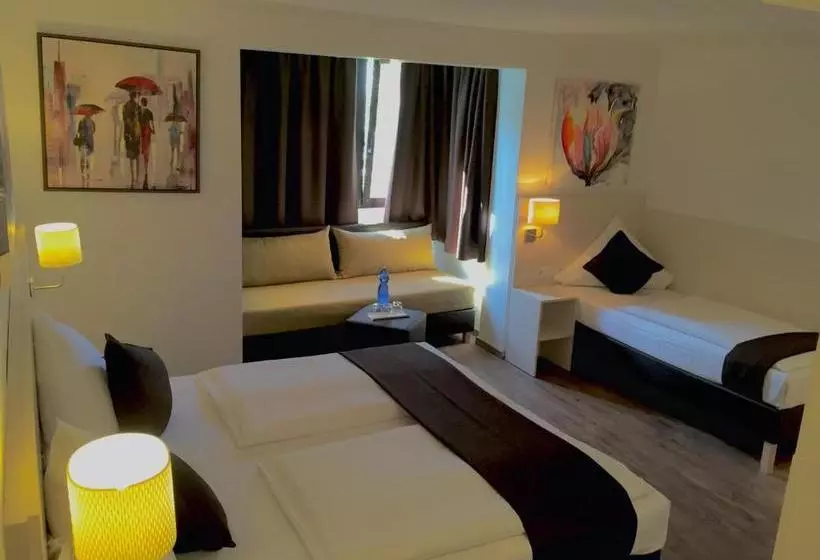 Fotos del hotel Lloyed:  2