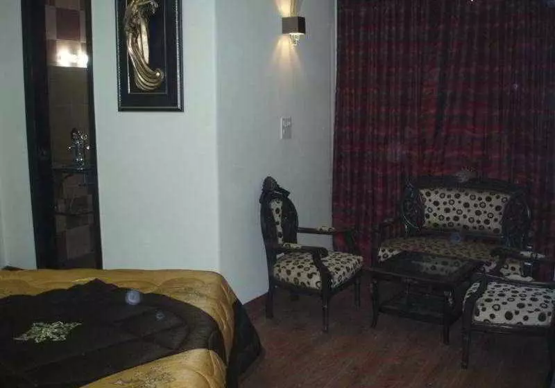 Fotos del hotel Hotel Raunak Plaza - Delhi And Ncr:  7