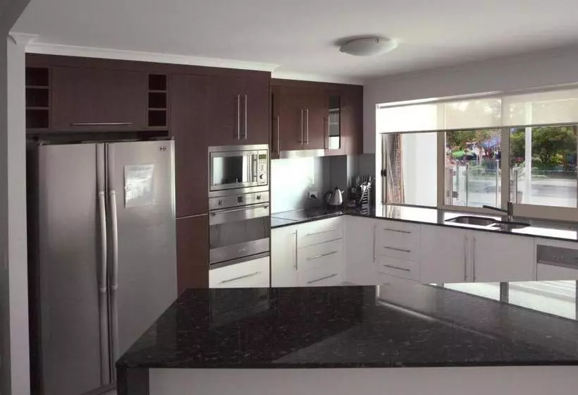 Fotos del hotel Waters Edge Apartment Cairns:  9