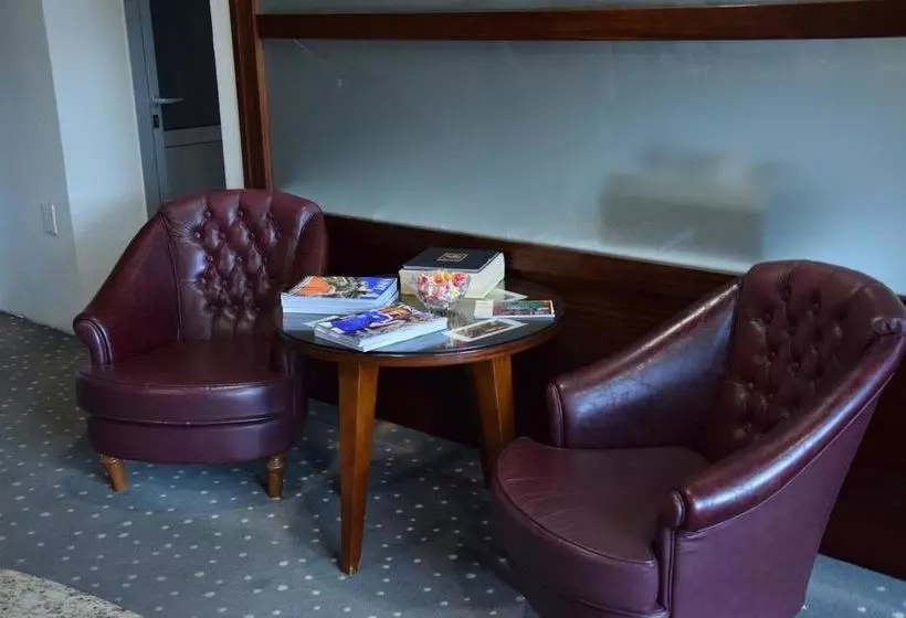 Fotos del hotel Atina:  3