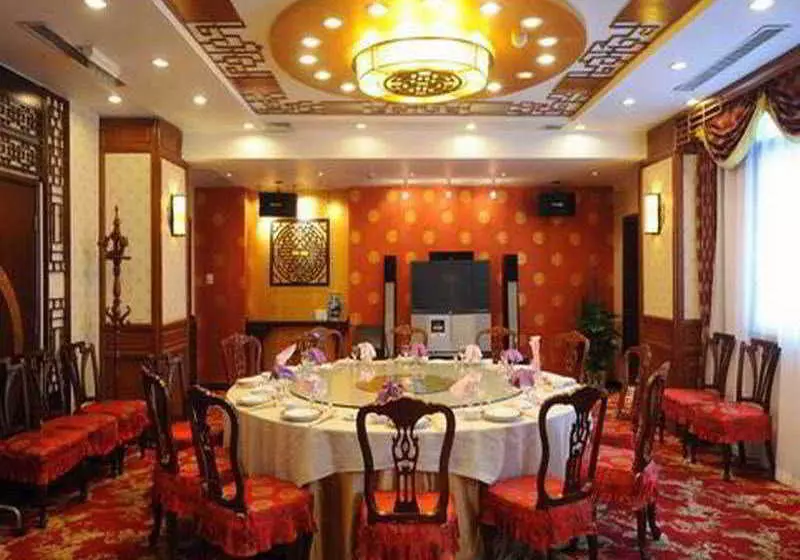 Fotos del hotel Ambassador Mansion:  2