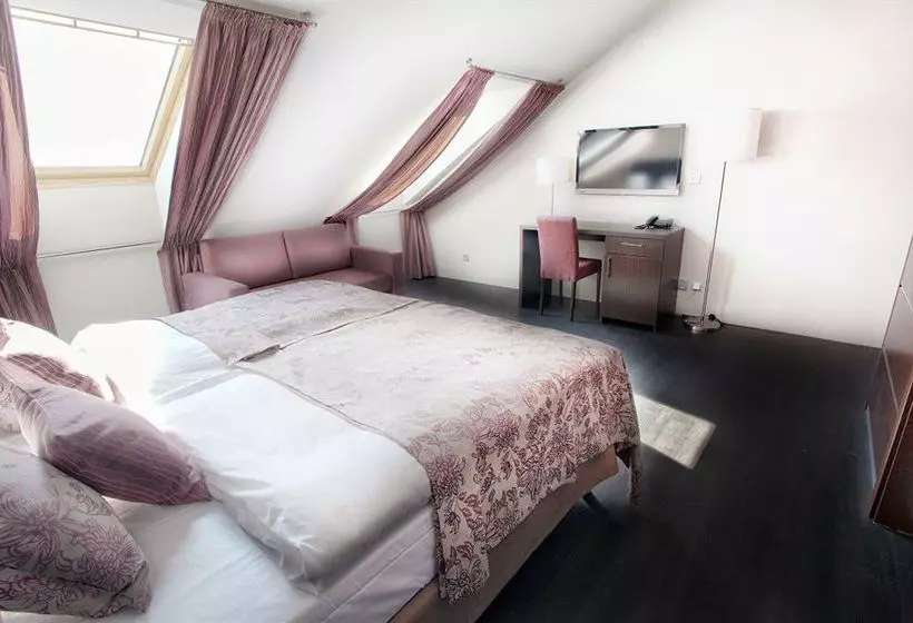 Fotos del hotel Old Town:  9