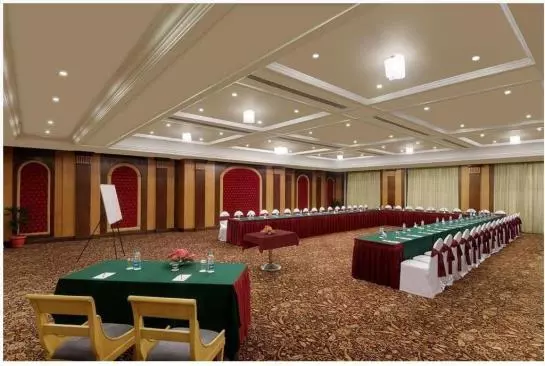 Fotos del hotel India Awadh:  8