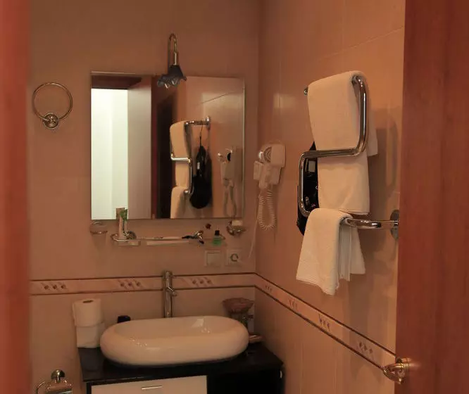 Fotos del hotel Sea Port:  5