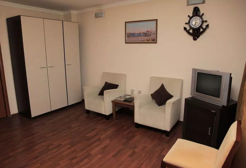 Fotos del hotel Sea Port:  25