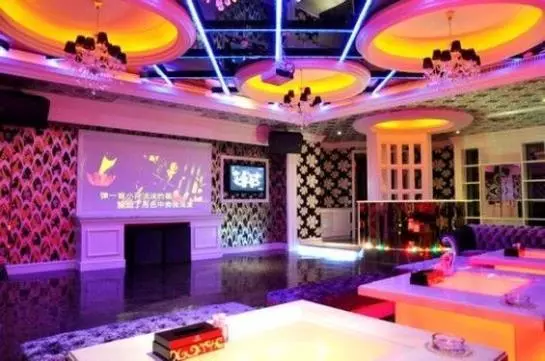 Fotos del hotel Ceramics International:  4