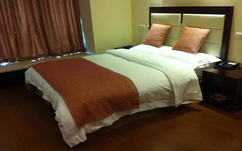 Fotos del hotel New Space Time Ruili:  11