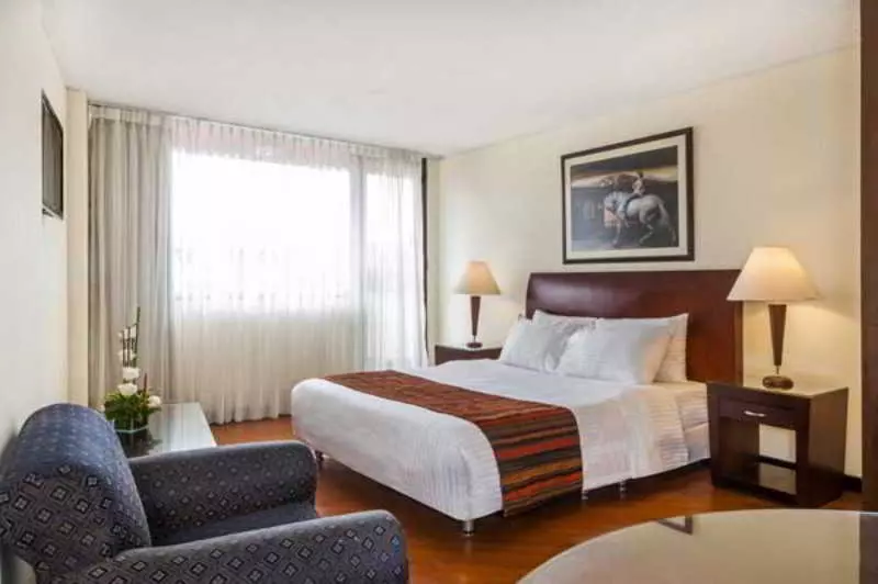 Fotos del hotel 51 Plaza:  20