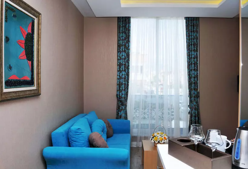 Fotos del hotel Niss Business:  17