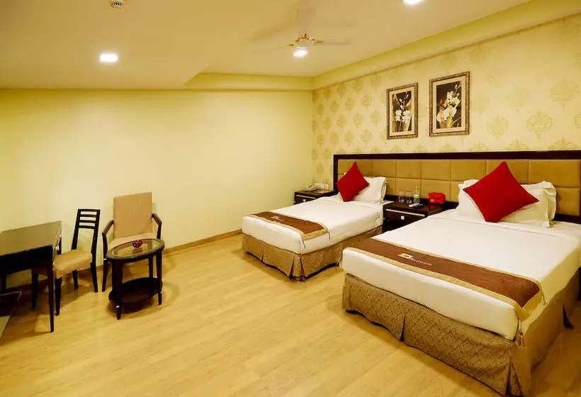 Fotos del hotel Oyo Premium Himayathnagar:  15