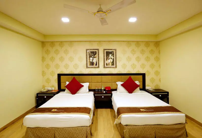 Fotos del hotel Oyo Premium Himayathnagar:  10