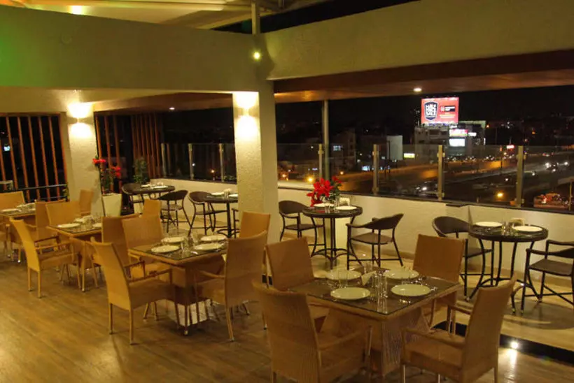 Fotos del hotel The Pommels Business:  8