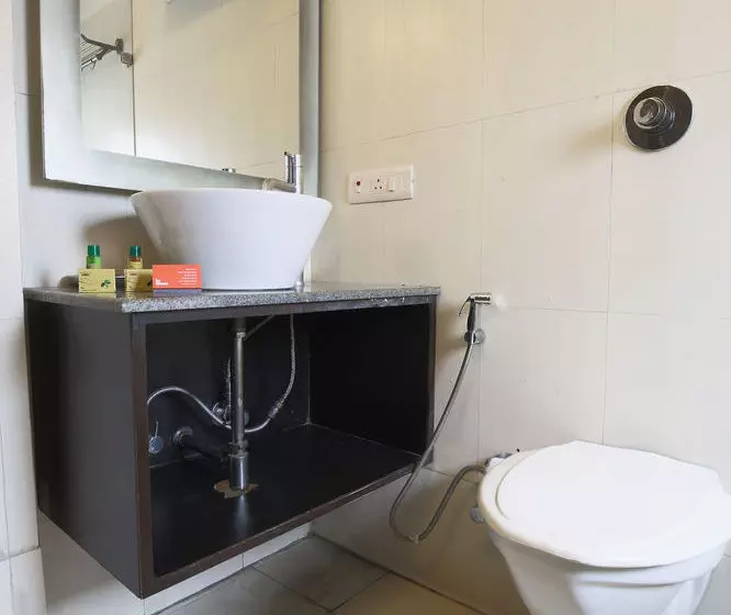 Fotos del hotel Fabhotel Pvr Saket 2:  5