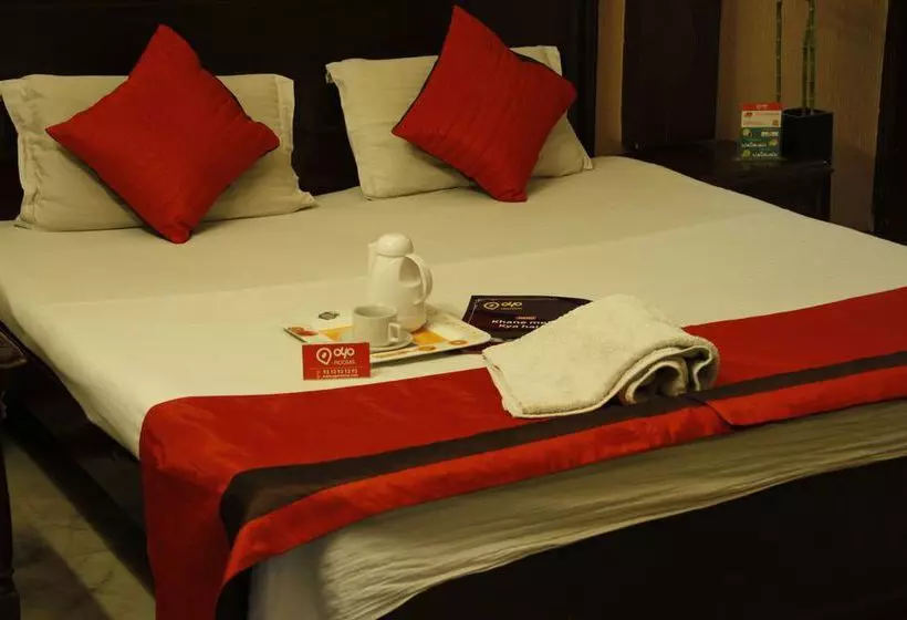 Fotos del hotel Oyo Rooms Gaffar Market 1:  14