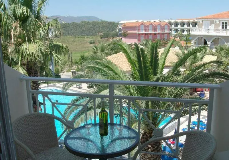 Fotos del hotel Vivian:  3