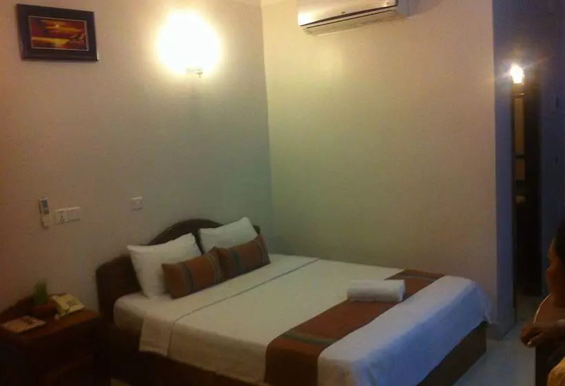 Fotos del hotel White Beach:  11