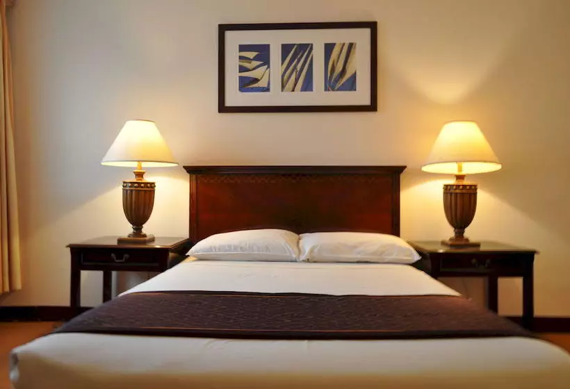 Fotos del hotel Subic Bay Travelers  & Event Center:  12